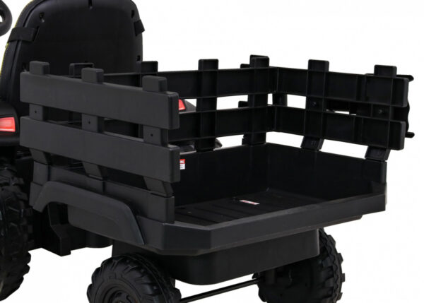 25059 Traktor Titanium Z Przyczepą Czarny / zielony / czerwony