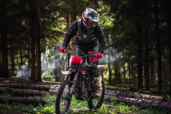 MRF eDIRT 6.0 akcja (6) MRF eDIRT 6.0 Dirt Bike