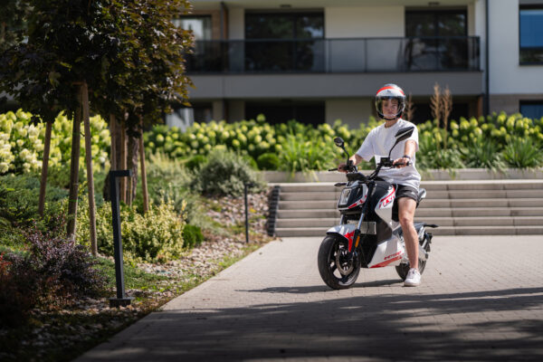 Motorower elektryczny MRF eSTREET 2.5