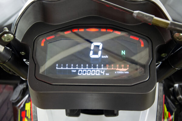XTR PRO FARMER 200 4T 1+R, E-START + ALU, HAK, WYCIĄGARKA, LISTWA LED 019/10