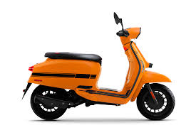 LAMBRETTA V125